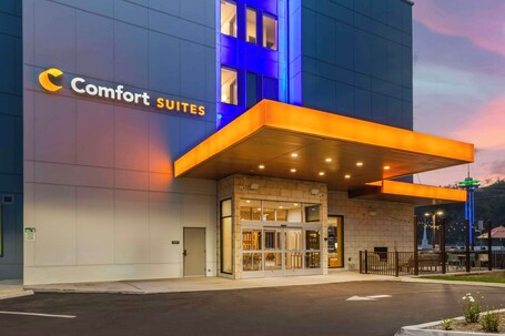 Comfort Suites Gatlinburg Downtown Convention Center - Image 29