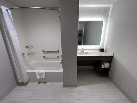 Comfort Suites Gatlinburg Downtown Convention Center - Image 83