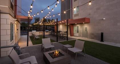 Everhome Suites Chandler Phoenix Fashion Center