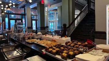 Free daily buffet breakfast