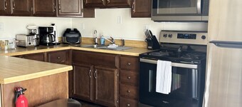 15 min to Purdue w/ fenced yard