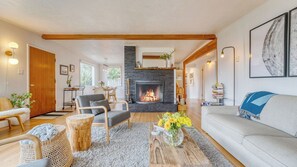 House (3 Bedrooms) | Front of property - Four Bears by Avantstay Walk to Beach, Hot Tub, Ocean View (Arch Cape)