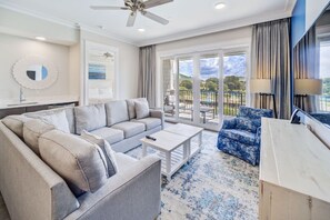 TV, offices - Seaside Bliss with Spa | Luxe 4-6 Guest Haven (Destin)