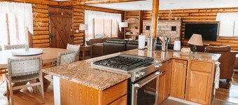 Missouri River Getaway- Riverfront