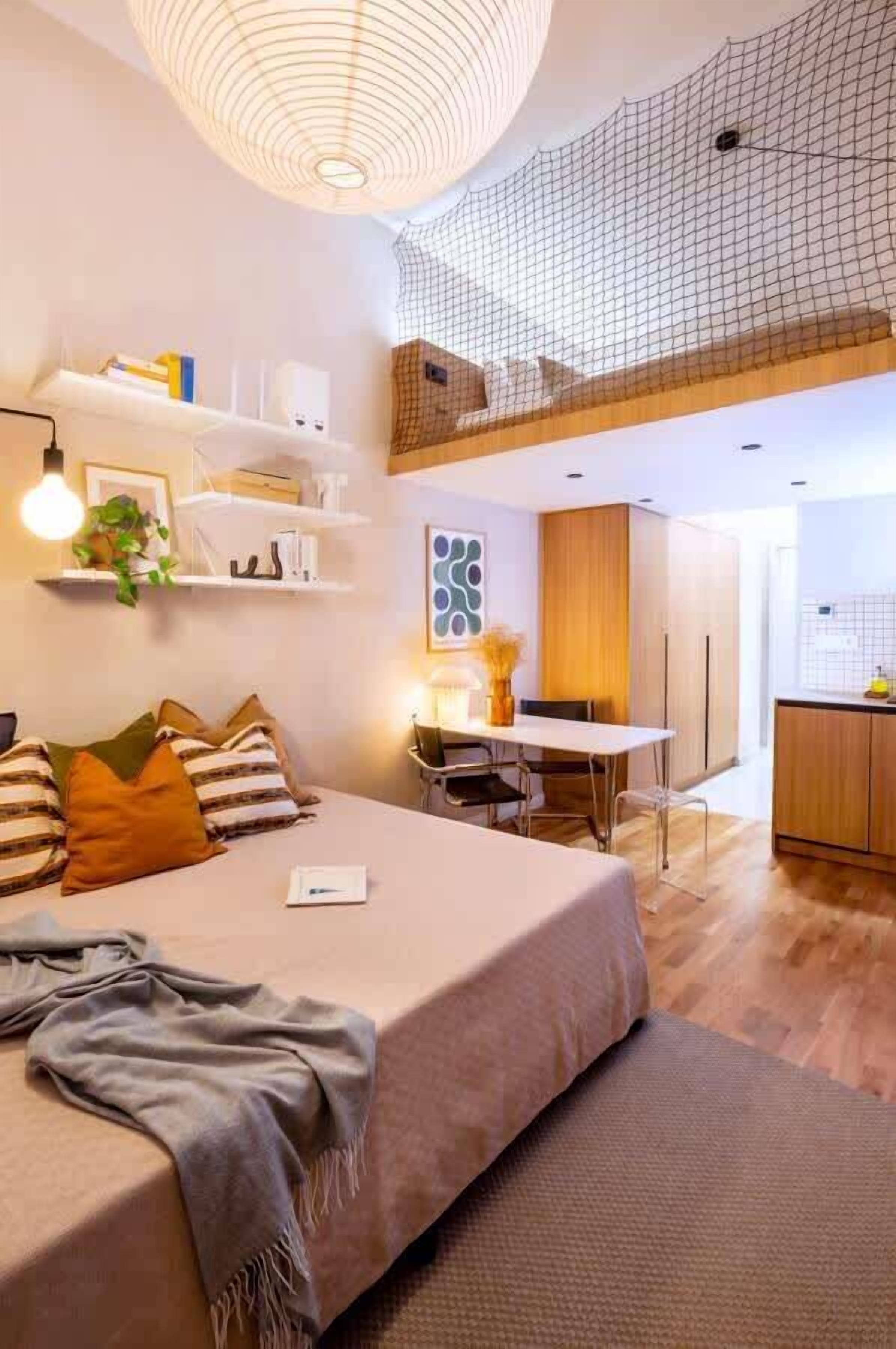 2 dormitorios, tabla de planchar con plancha, wifi y ropa de cama