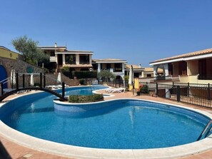 Pool - Apartment 'Dimora Frau' with Shared Pool, Wi-Fi and Air Conditioning (Villasimius)