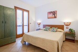 2 makuuhuonetta, vuodevaatteet