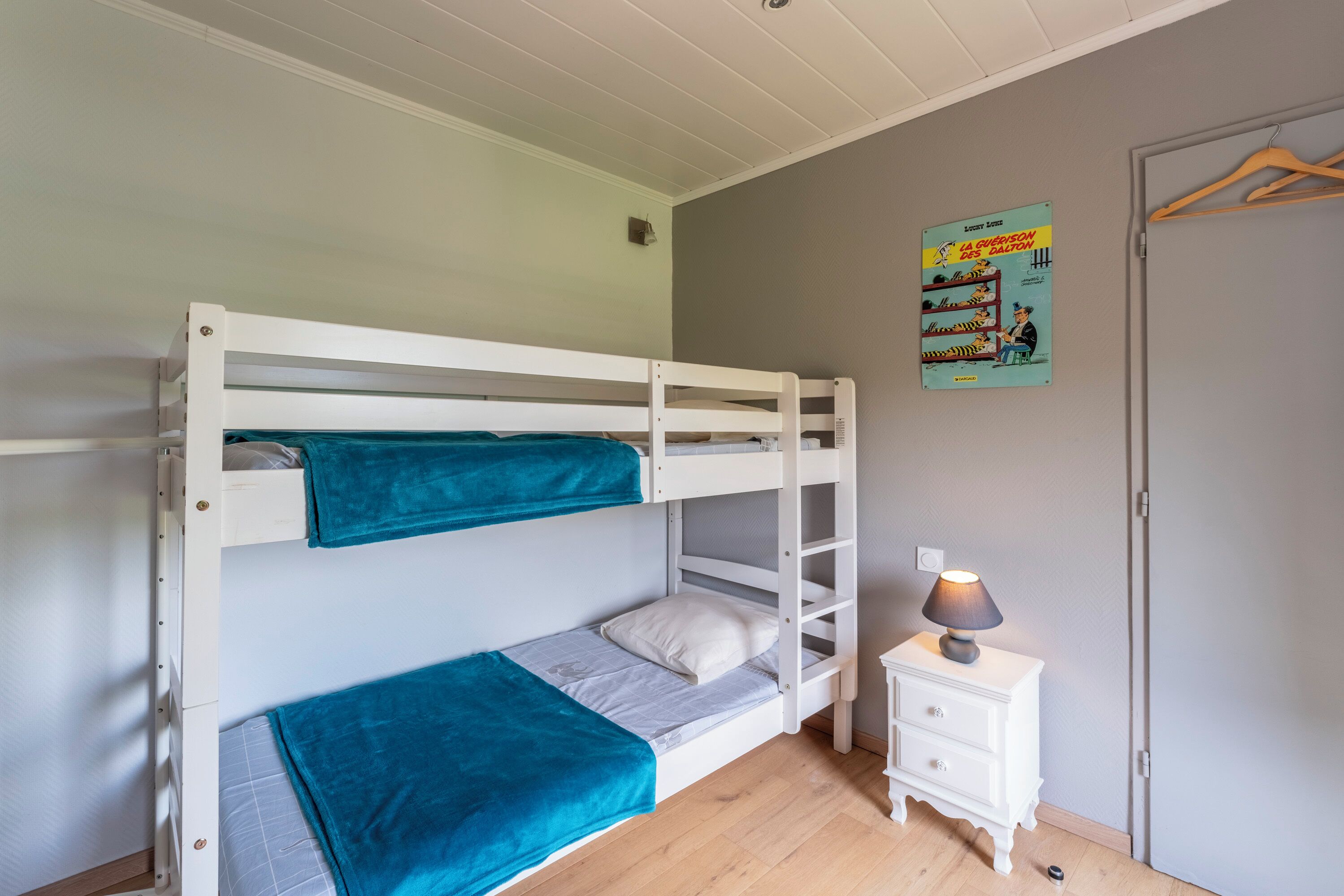 5 chambres, fer et planche à repasser, Wi-Fi gratuit, draps fournis