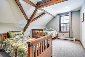 5 chambres, fer et planche à repasser, draps fournis