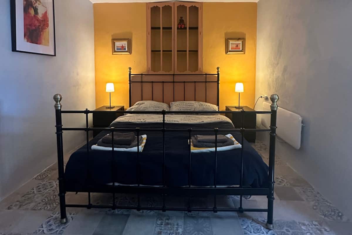 Comfort Double Room | Free WiFi