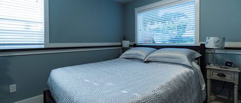 1 sovrum, skrivbord, strykjärn/strykbräda och gratis wi-fi