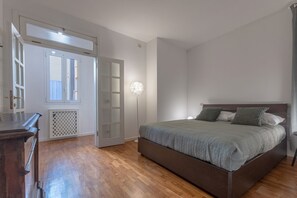 1 bedroom, iron/ironing board, Internet, bed sheets