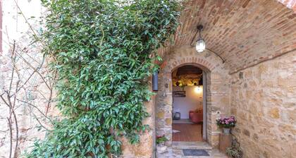 Stunning apartment in Monticchiello