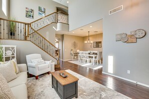 Interior - Resort style backyard w/ private heated pool & spa (Goodyear)