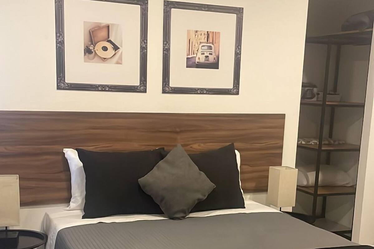 Item bar mini percuma, Wi-fi percuma, cadar katil