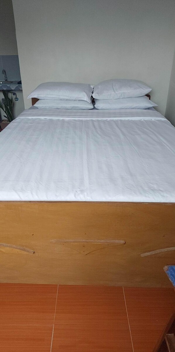 Standard Room, Non Smoking | Down comforters, individually decorated, free WiFi, bed sheets - Villa Juan y Exequila (Anda)