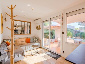 TV - Les Coteaux de la Nartelle by Interhome (Sainte Maxime)