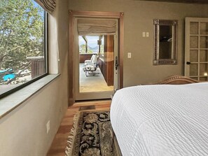 4 habitaciones, tabla de planchar con plancha, wifi y ropa de cama 