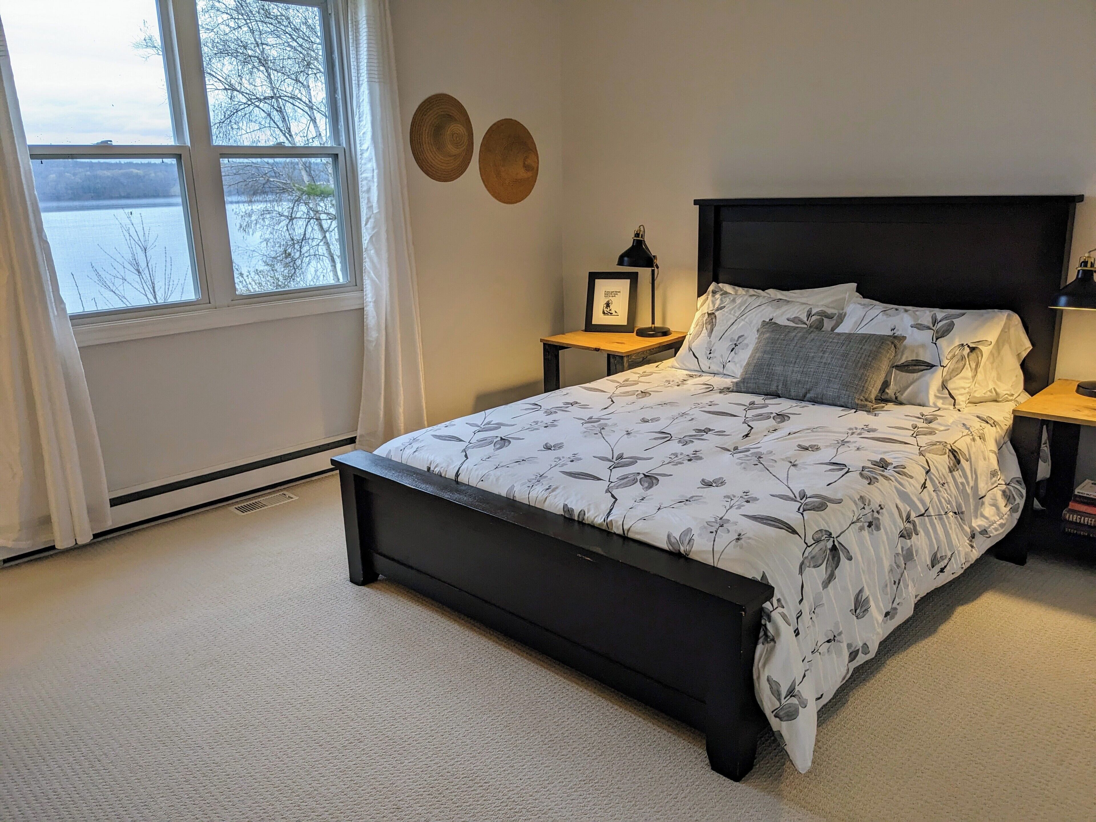 6 habitaciones, escritorio, wifi gratis y ropa de cama 