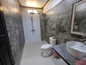 Quarto casal luxo | Wi-Fi de cortesia
