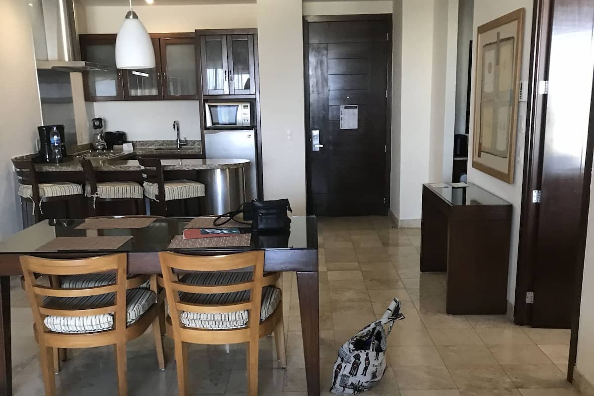 Deluxe suite | 2 slaapkamers, lakens van Egyptisch katoen, luxe beddengoed
