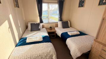 3 bedrooms, WiFi, bed sheets