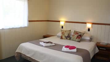 2 habitaciones, decoración personalizada y escritorio