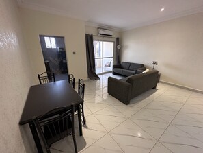 Living area - Apartments Plaza Hotel  (Serrekunda)