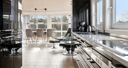 "Beske" - 130m from the sea by Interhome