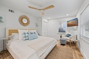 5 bedrooms, desk, iron/ironing board, free WiFi
