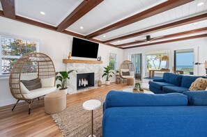 Smart TV, fireplace, stereo, printers - Oceanfront Luxury Home with Heated Pool, Game Room, Outdoor Kitchen and Private Beach Access (Cocoa Beach)