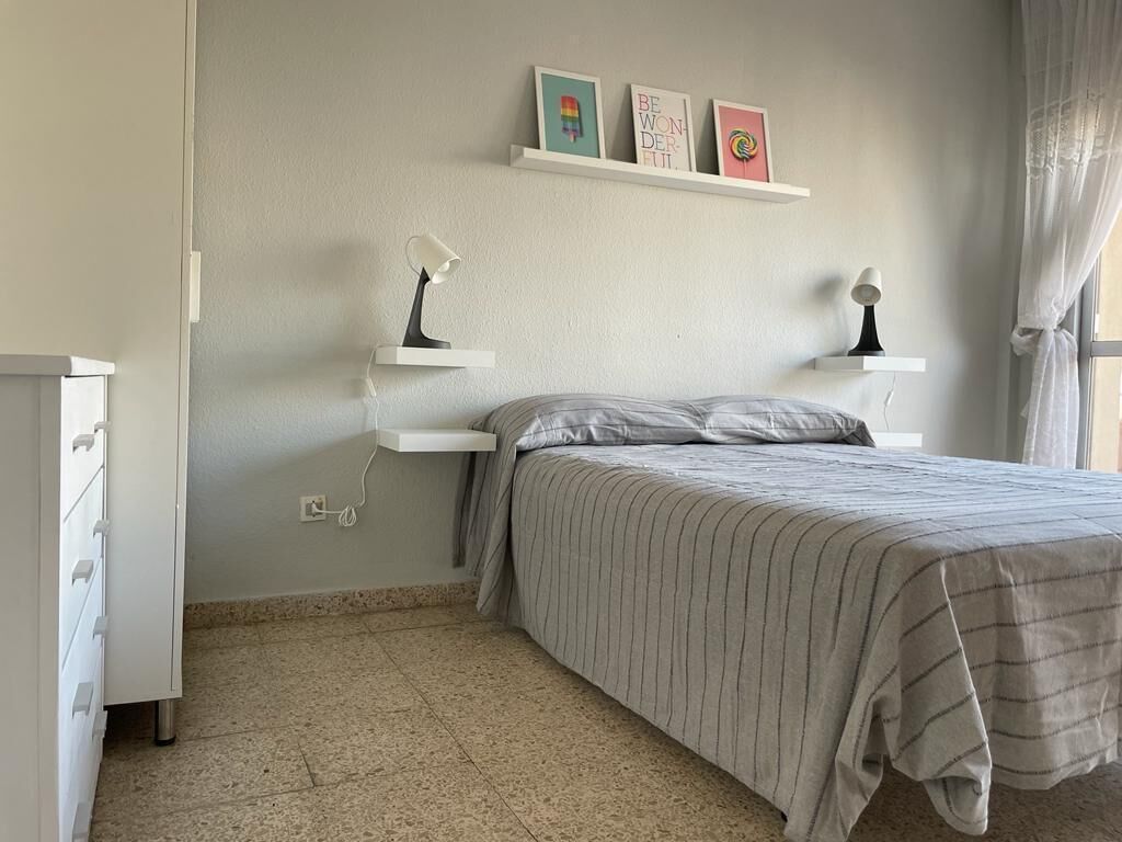 3 dormitorios, Internet, ropa de cama