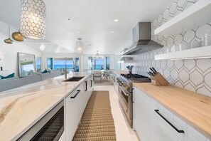 Fridge, microwave, oven, stovetop - "Dream On" | Beachfront | Golf cart & 4 Bikes Included | Gulf Front Private Pool (Seacrest Beach)