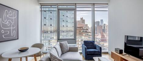 Télévision, chaîne hi-fi