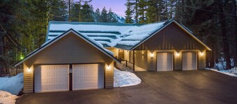 Mill Creek Rd Lakehouse