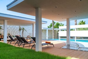 Exterior - Royal Teos Thermal Resort Clinic & Spa - Halal Hotel (Seferihisar)