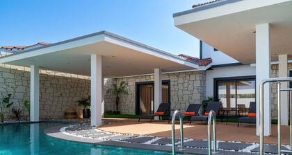 Royal Teos Thermal Resort Clinic & Spa - Halal Hotel