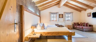 Apartment 'Ferienwohnung Stub´n' with Shared Terrace, Balcony and Wi-Fi