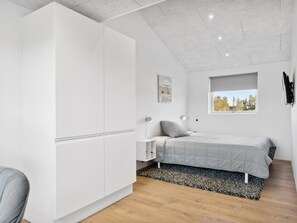 4 bedrooms, WiFi