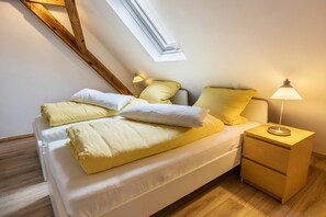 2 bedrooms, free WiFi, bed sheets