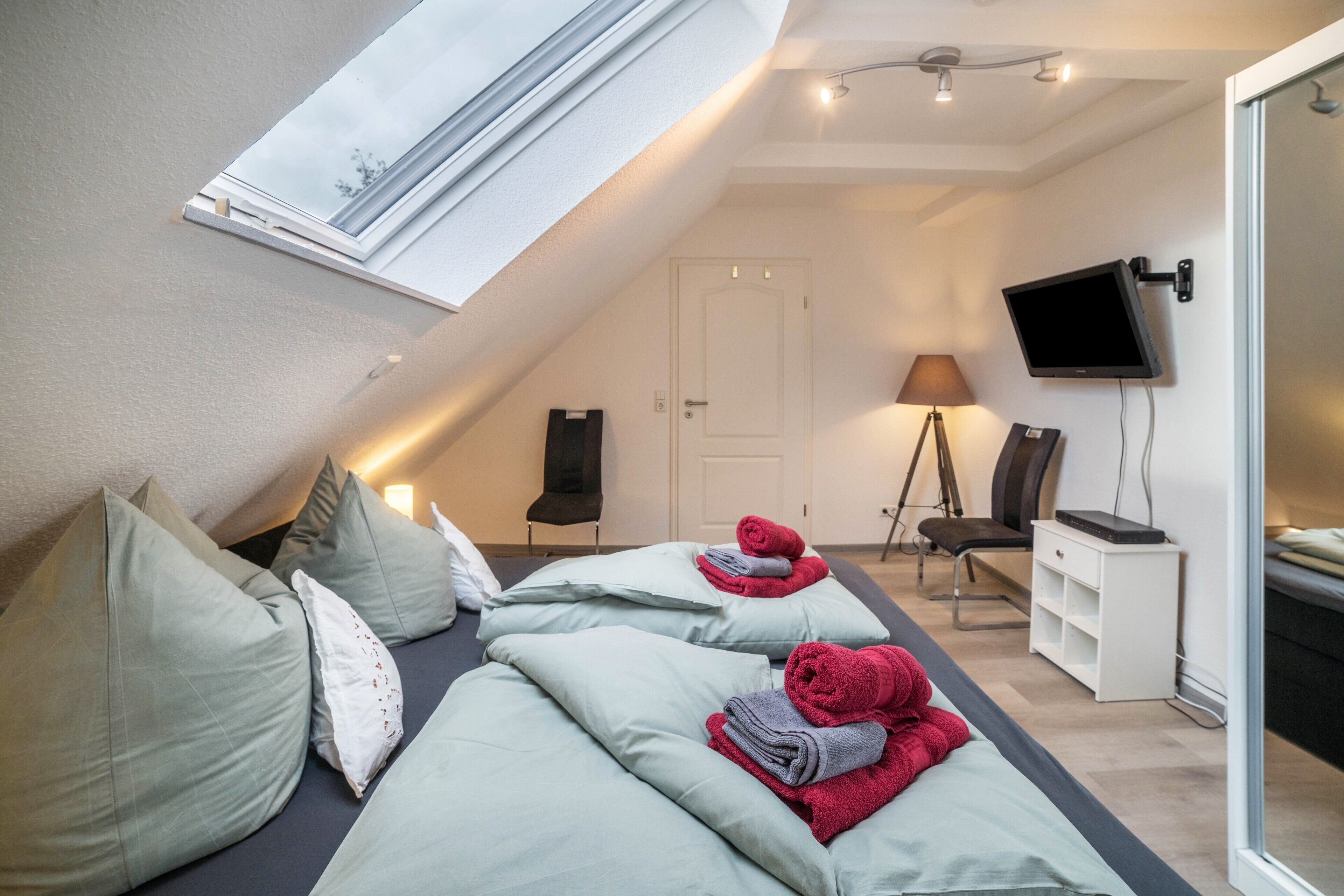 1 chambre, fer et planche à repasser, Wi-Fi gratuit, draps fournis