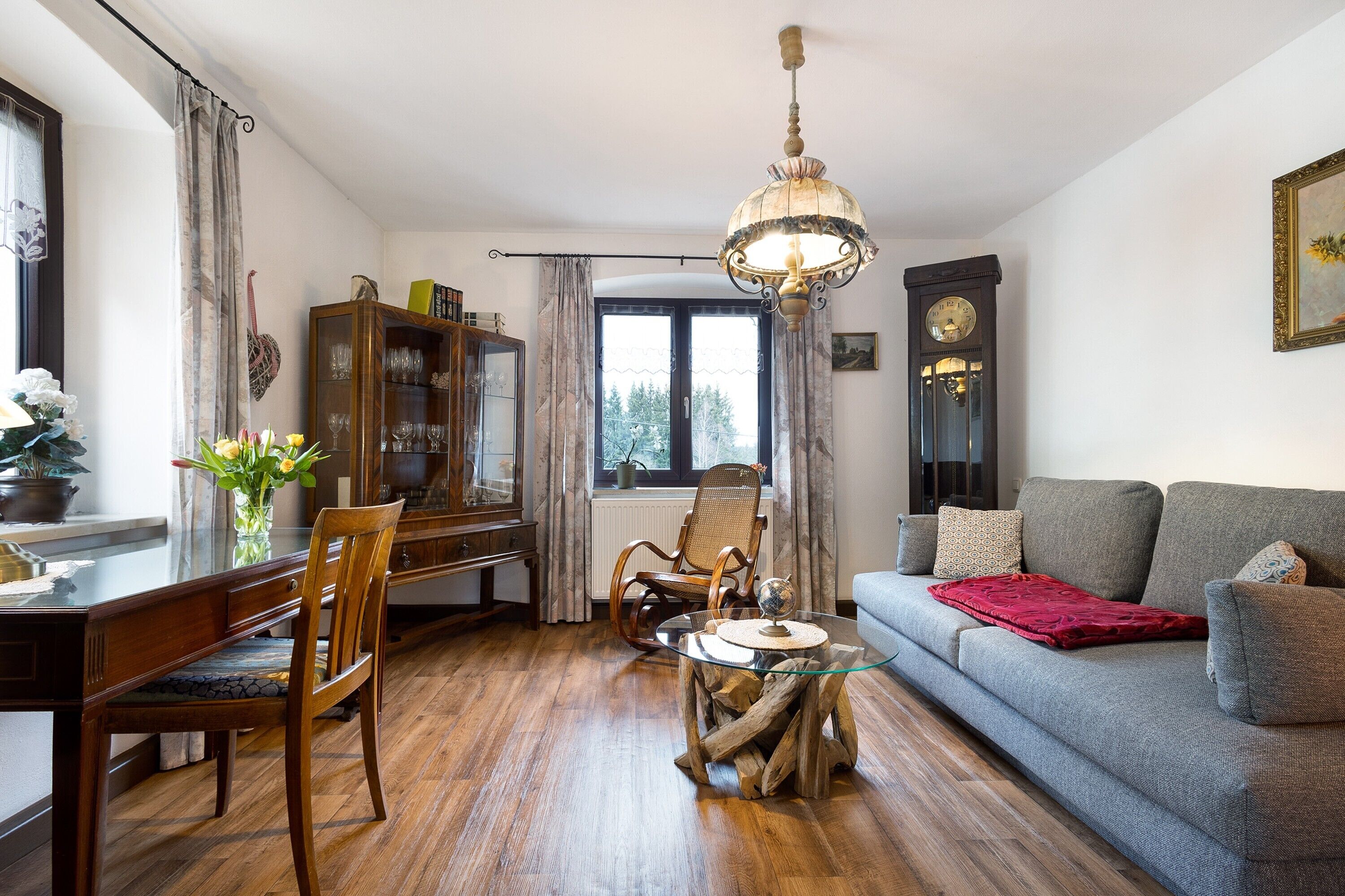 Fernseher, Stereoanlage