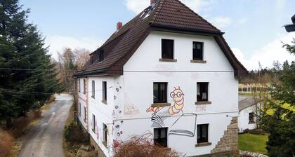 Ferienwohnung "Buchhaus Vier - Erdgeschoss" mit Gemeinschaftsterrasse und WLAN