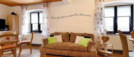 TV, DVD player, stereo