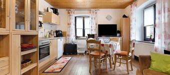 Apartment "Buchhaus Vier - Erdgeschoss" with Shared Terrace & Wi-Fi