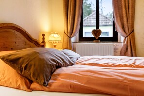 1 sovrum, skrivbord, gratis wi-fi och sängkläder