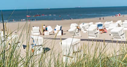 Apartment 'Ferienwohnung Kleiner Strandfloh' with Private Terrace, Private Garden and Wi-Fi