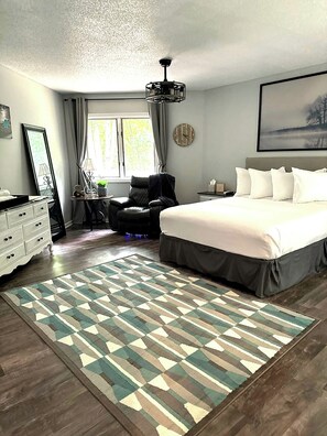 5 camere, una scrivania, ferro/asse da stiro, Wi-Fi gratuito