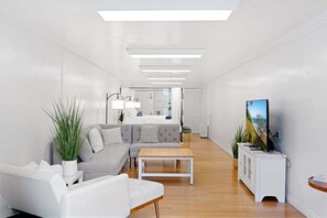 1 Schlafzimmer, Bügeleisen/Bügelbrett, kostenloses WLAN, Bettwäsche
