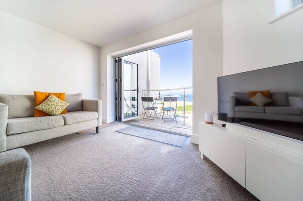 TV, stereo, offices